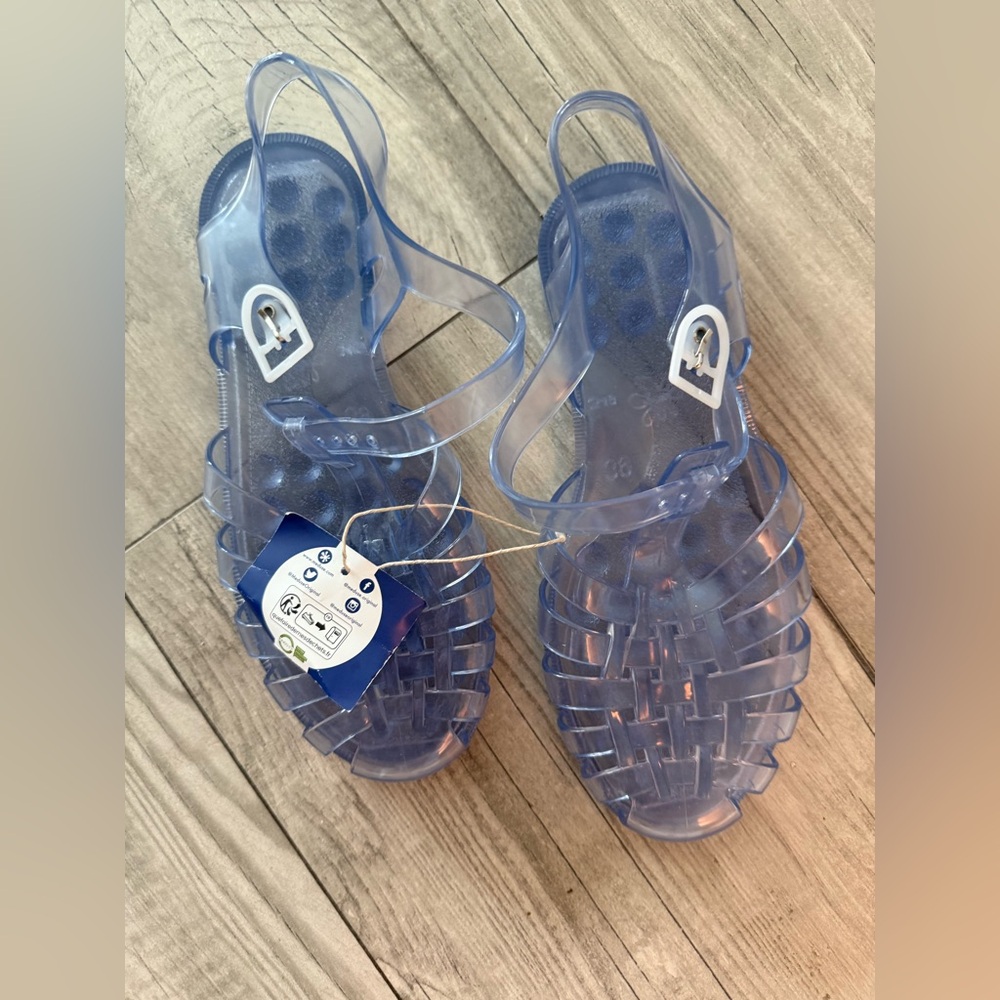 Meduse Clear Blue Jelly Sandals NWT size 39